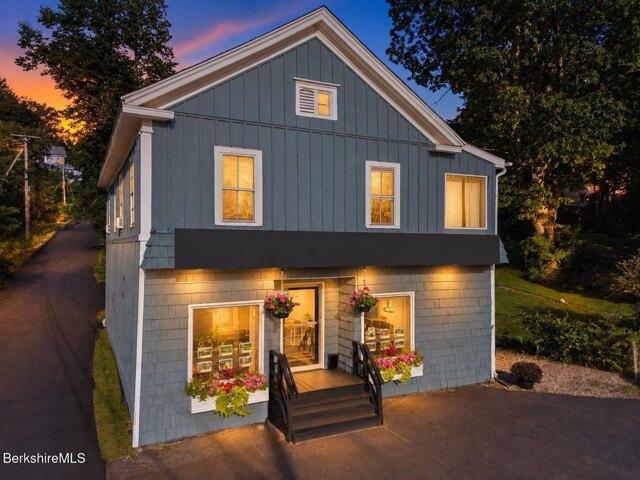 House for sale in Housatonic, Great Barrington