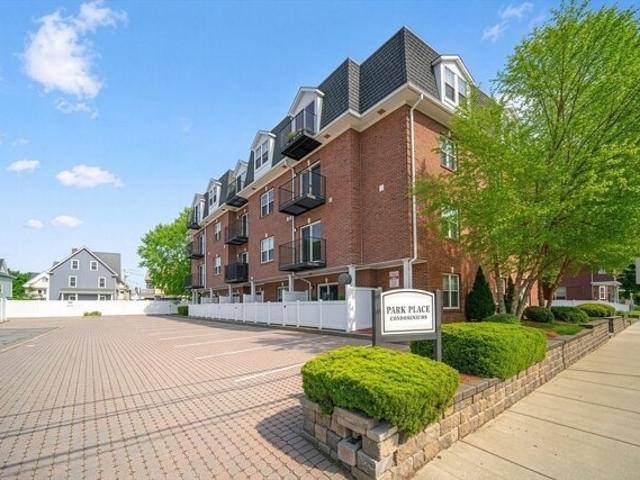 Condo for sale in Medford, Massachusetts