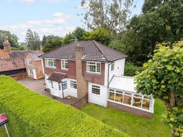 House for sale in New Town, Horsham