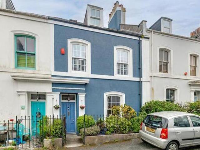 House for sale in Follaton, Strode