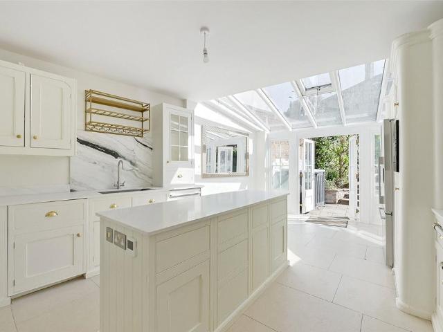 House for rent in Clewer Village, Windsor