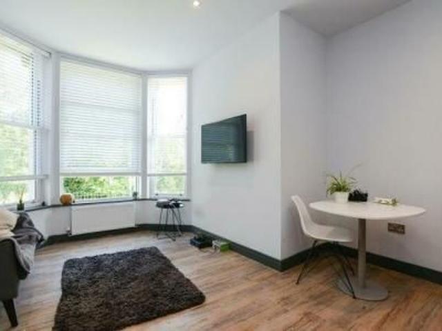 Apartment for rent in Lenton Abbey, Haddon