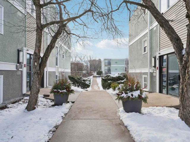 Apartment for rent in Hennepin, Minnesota