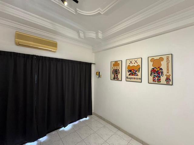 Apartment for sale in Malaka