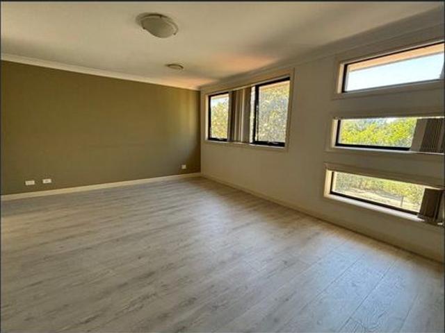 House for rent in Stanhope Gardens, Sydney