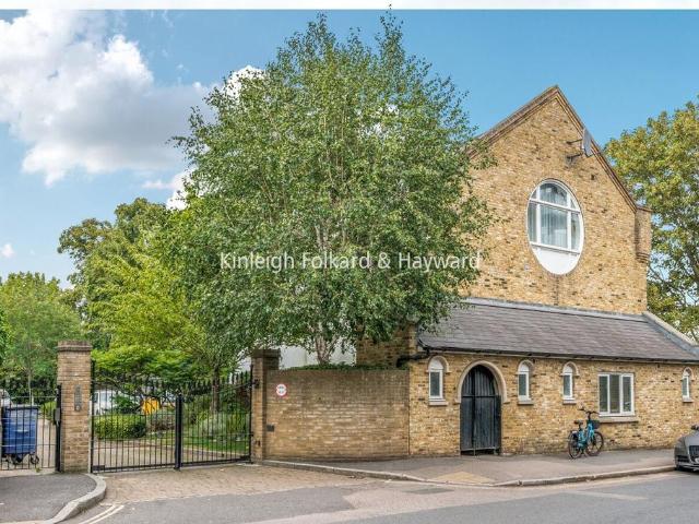 House for rent in Stockwell, Greater London