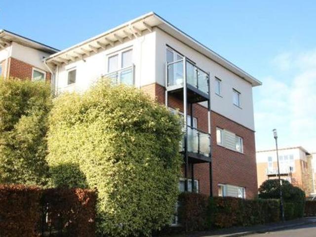 House for sale in Leatherhead, Mole Valley