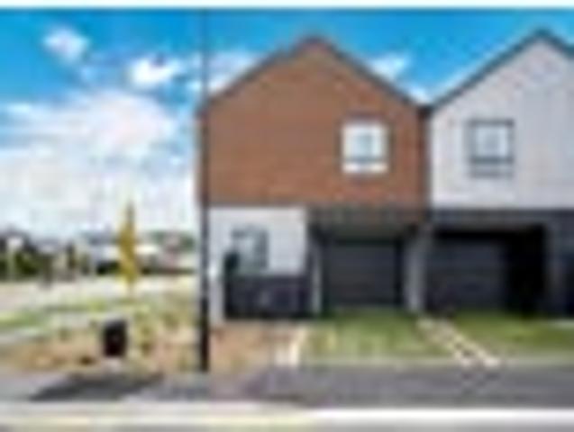 House for sale in Chaslands, Canterbury