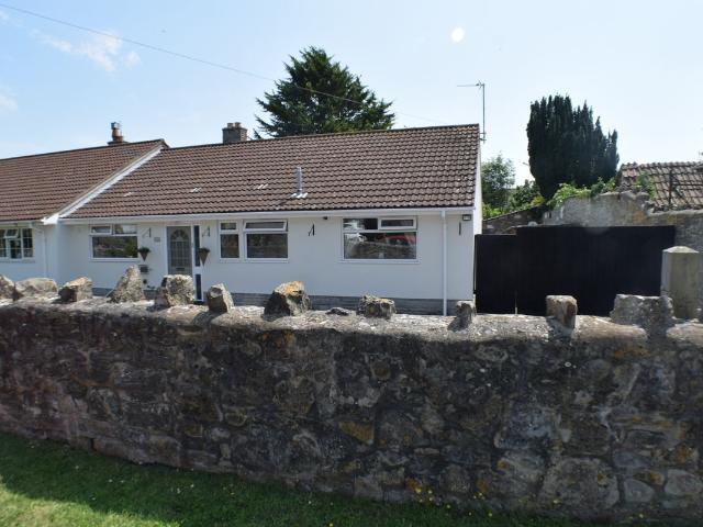 Room for rent in Stogursey, Somerset