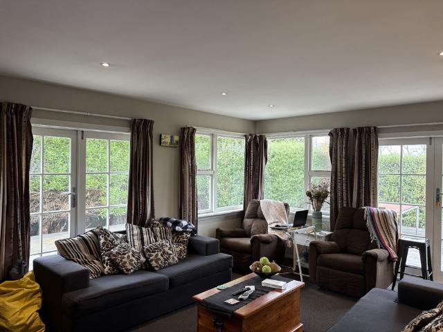 House for rent in Chaslands, Canterbury