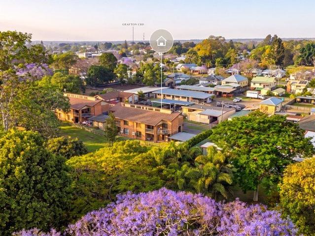 Townhouse for sale in Grafton