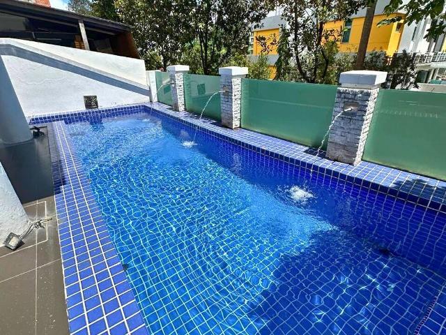 Condominium for sale in Hougang, 19 North East, Hougang