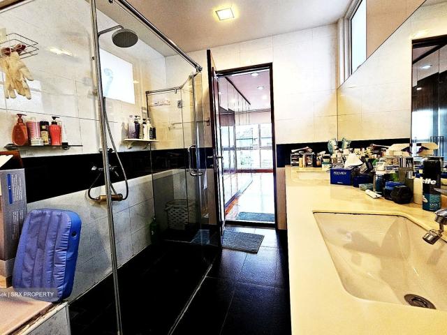 Condominium for sale in Hougang, 19 North East, Hougang