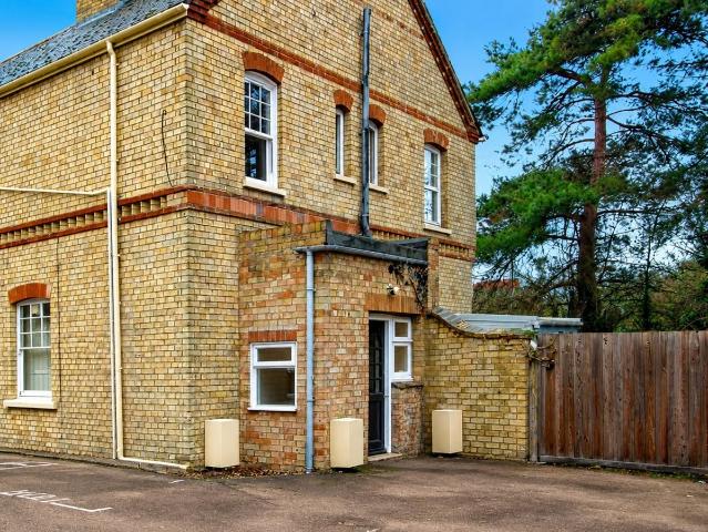 Apartment for rent in Huntingdon