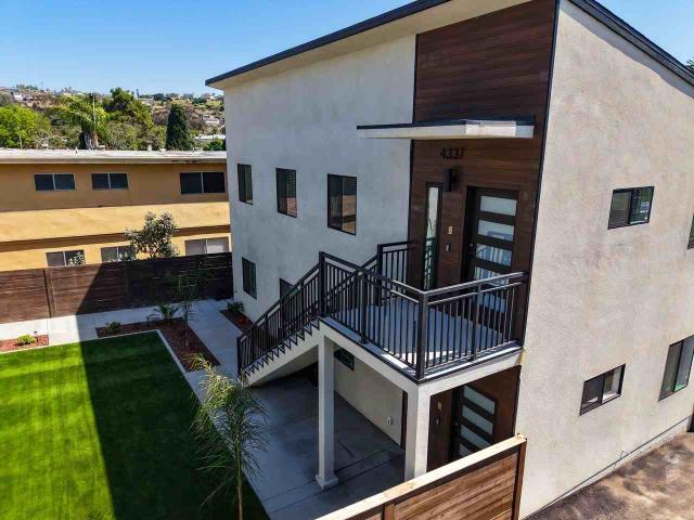 Apartment for rent in California