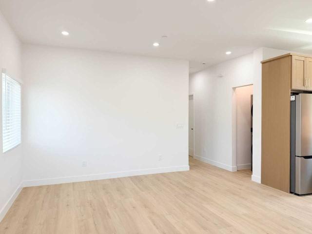 Apartment for rent in California