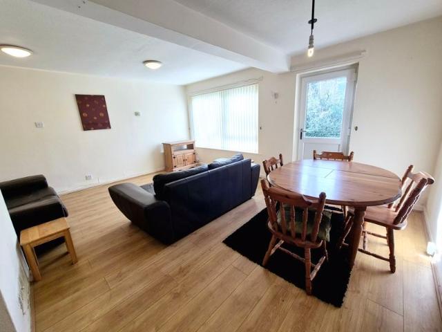 Apartment for rent in Roundhay, West Yorkshire