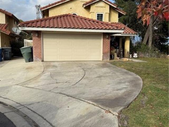 House for sale in Rialto, San Bernardino County