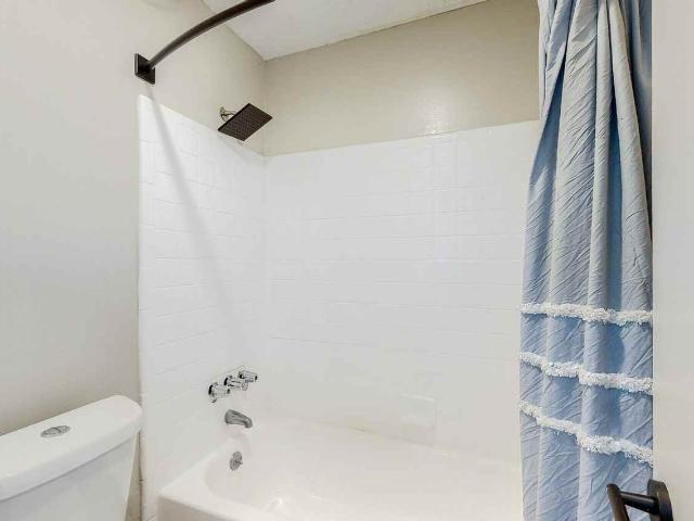 Apartment for rent in Mobile County Commission District 2, Mobile