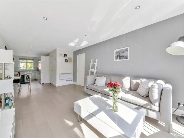 Apartment for rent in Old Ford, Greater London