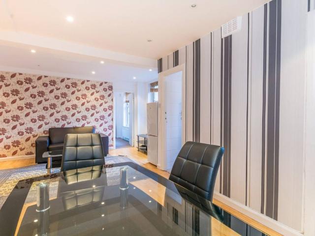 Apartment for rent in Paddington, Greater London
