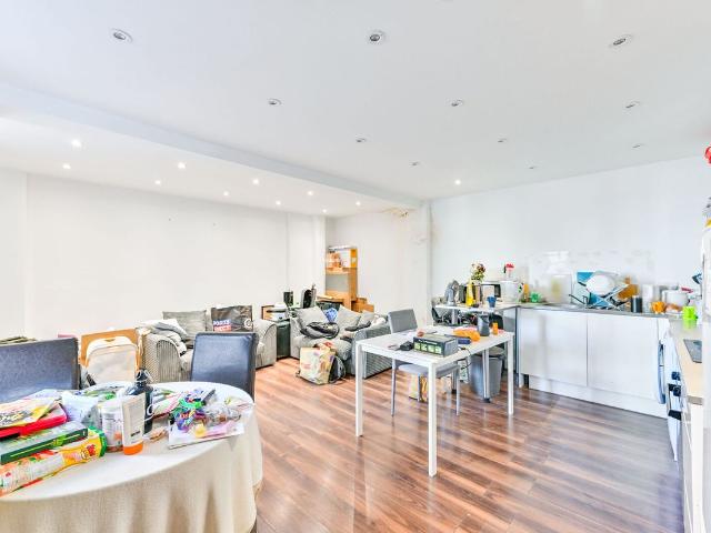 Apartment for rent in Paddington, Greater London