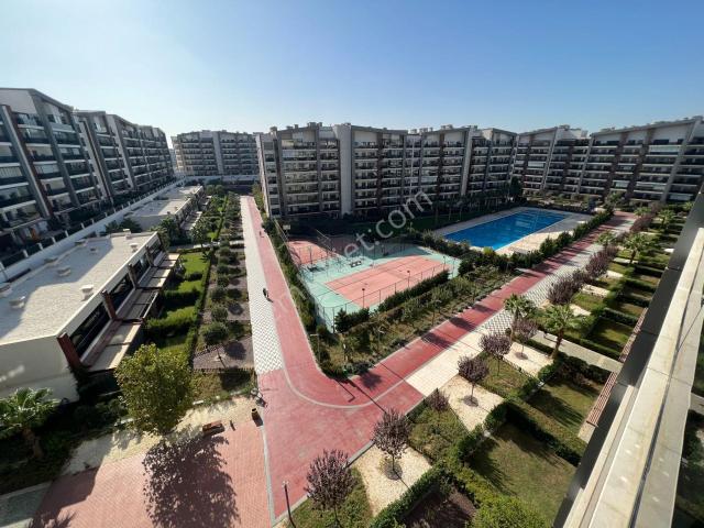 Çiğli, İzmir içerisinde kiralık mülk