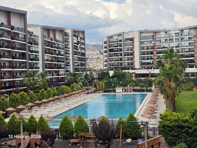 Çiğli, İzmir içerisinde satılık mülk