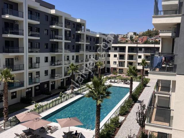 Çiğli, İzmir içerisinde kiralık mülk