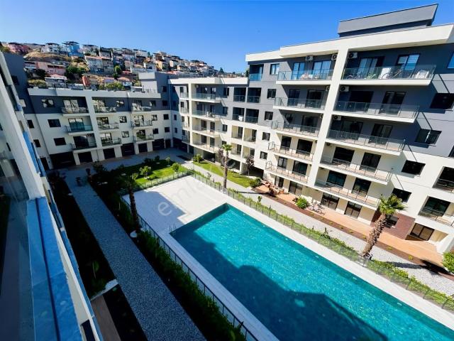 Çiğli, İzmir içerisinde kiralık mülk