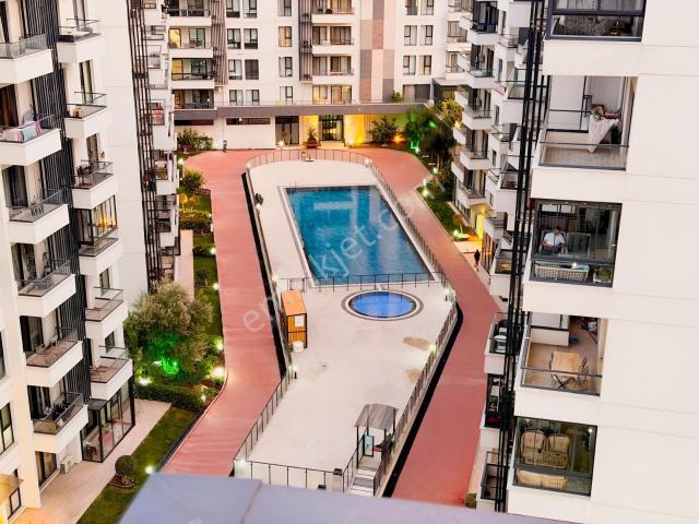 Özkanlar, Bornova içerisinde kiralık mülk
