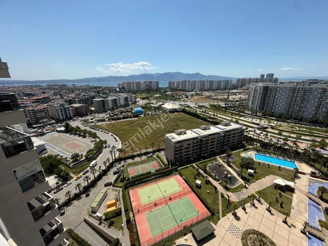 İzmir içerisinde satılık mülk