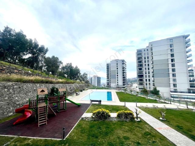 Çiğli, İzmir içerisinde kiralık mülk