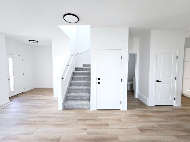 Apartment for rent in Wedgewood, Alberta