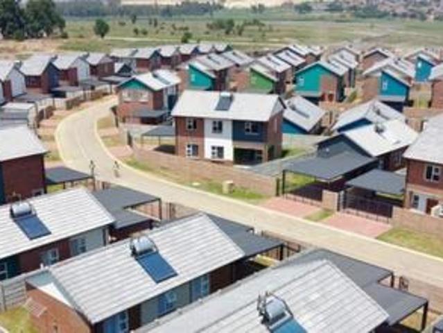 Townhouse for sale in Ekurhuleni, Gauteng