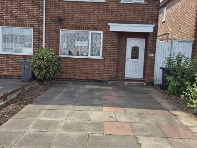 House for rent in Stocking Farm, Old Wharf