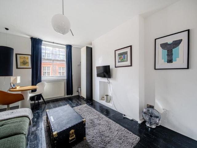 Apartment for rent in Seven Dials, Cat Hill