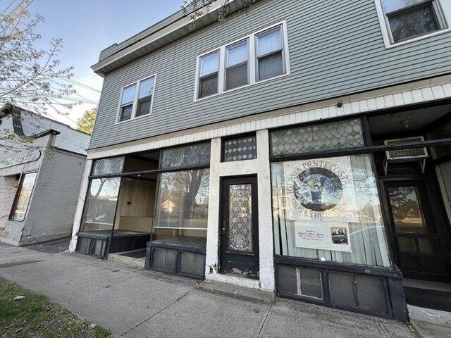 House for sale in Hampden, Massachusetts