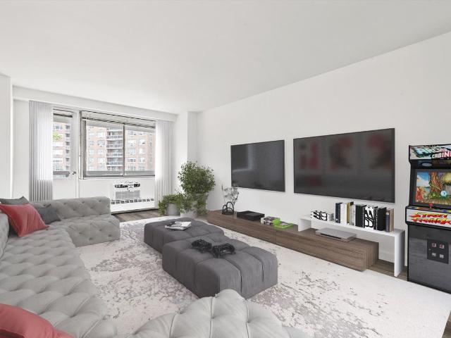 Apartment for rent in Forest Hills, New York