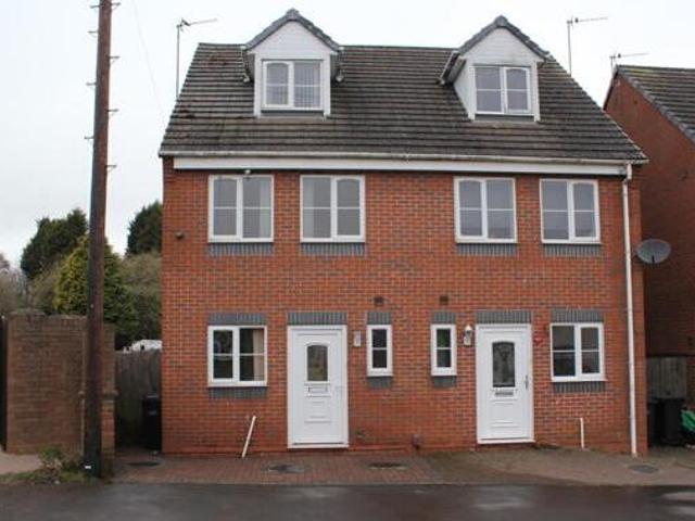 House for sale in Woodsetton, Coseley