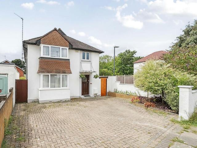 House for rent in London Borough of Harrow, Greater London