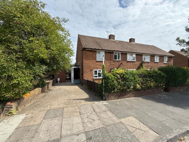 House for rent in London Borough of Ealing, Greater London