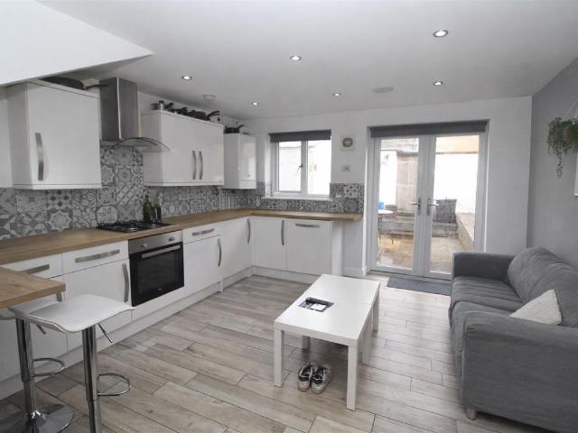 House for rent in Falcon Lodge, Wales