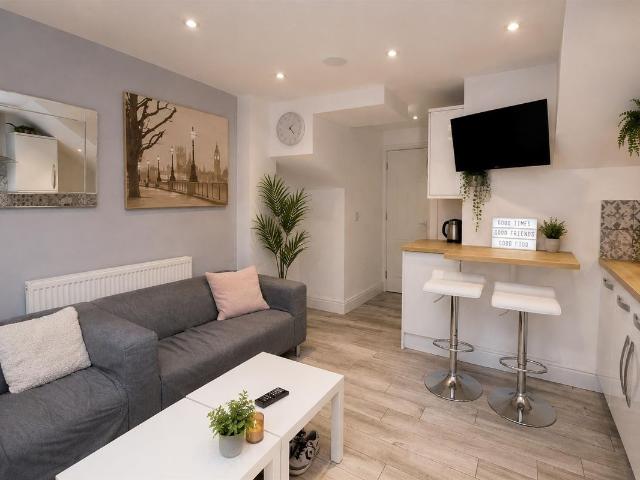 House for rent in Falcon Lodge, Wales