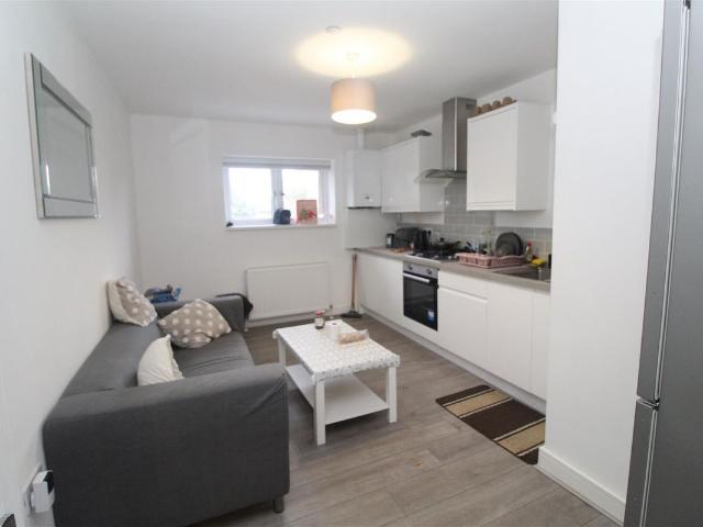 Apartment for rent in Falcon Lodge, Wales