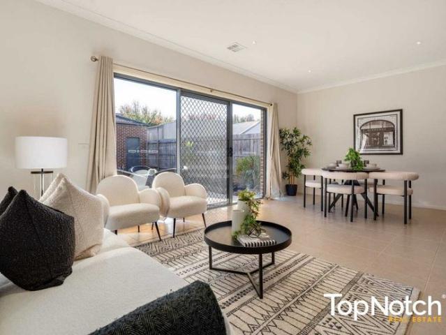 Townhouse for rent in Camerons Creek, Victoria