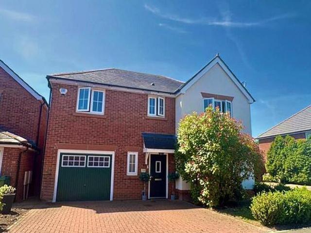 House for sale in Little Neston, West Vale