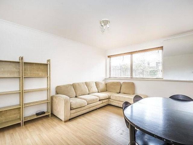 Apartment for rent in Battersea, Greater London