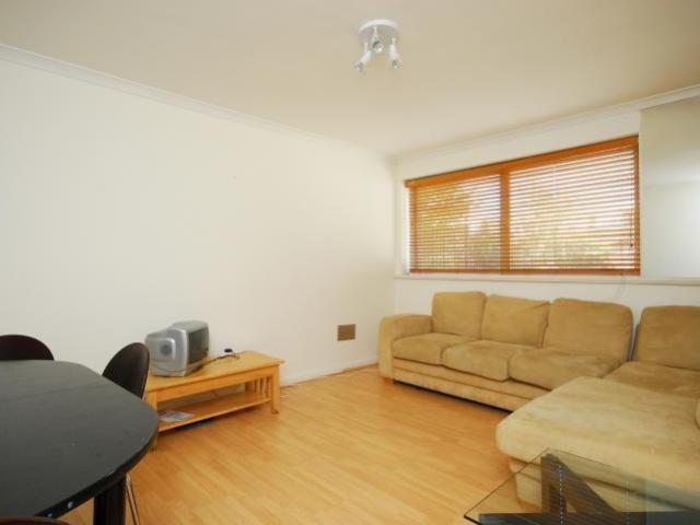 Apartment for rent in Battersea, Greater London