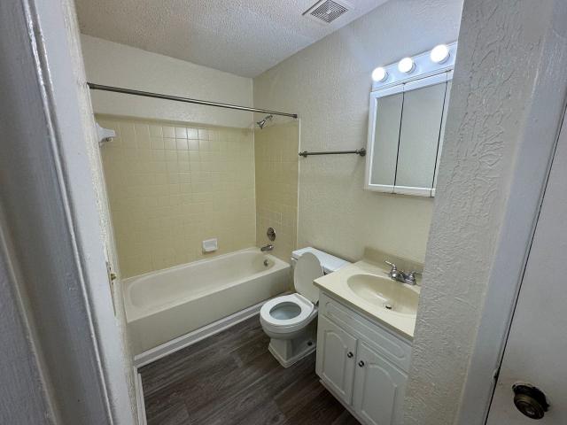 Apartment for rent in Mecklenburg, North Carolina